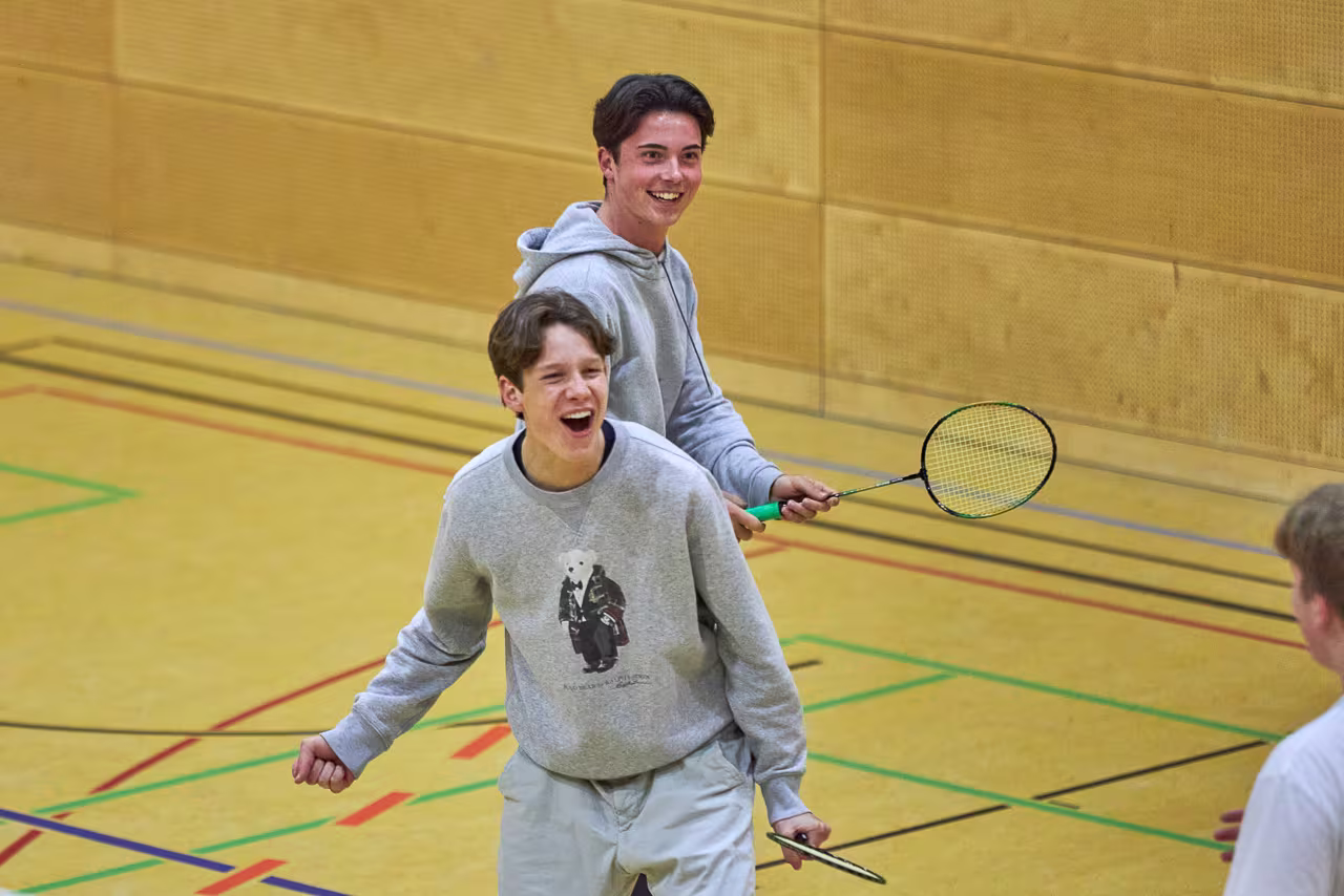 Zweite Runde der Teamspiele: Sharks führen weiter!