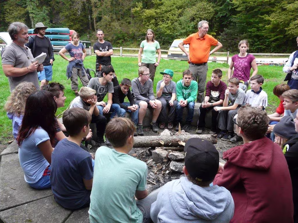 Fahrt der 7. und 8. Klasse an den Doubs