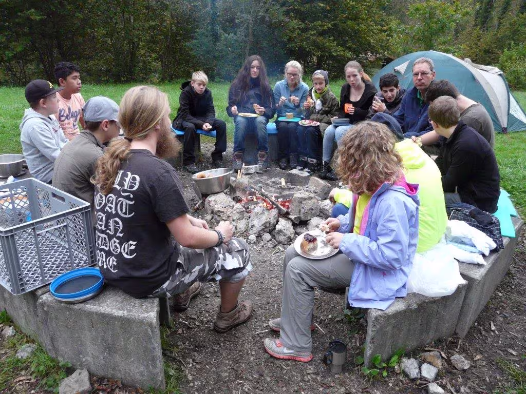 Fahrt der 7. und 8. Klasse an den Doubs