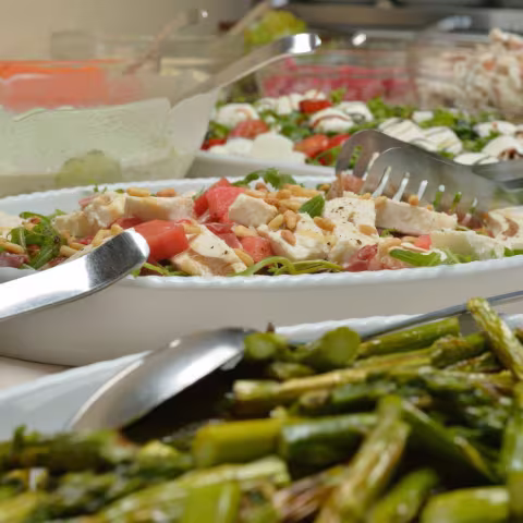 Variantenreiches Salatbuffet