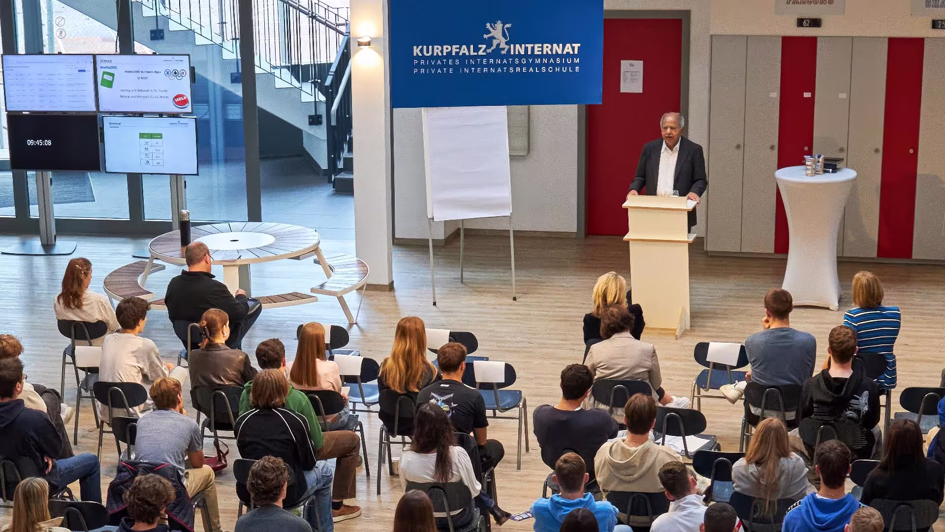 Renommierter Besuch am Kurpfalz Internat: Laureate Forum 2024