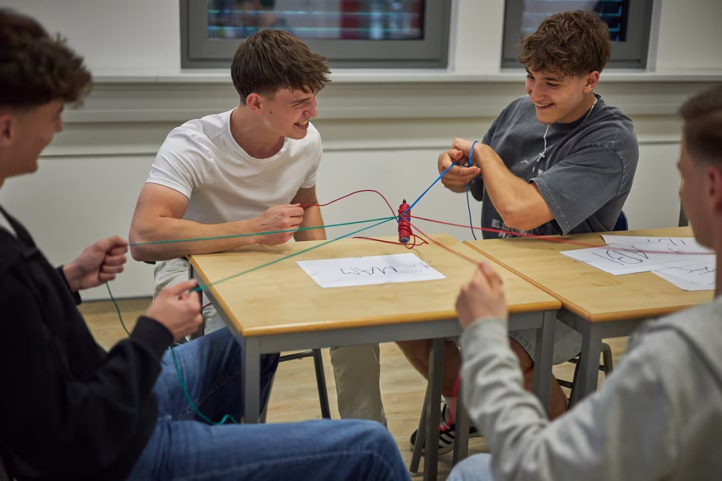 9. Runde der Teamspiele: Sharks liegen weit vorne